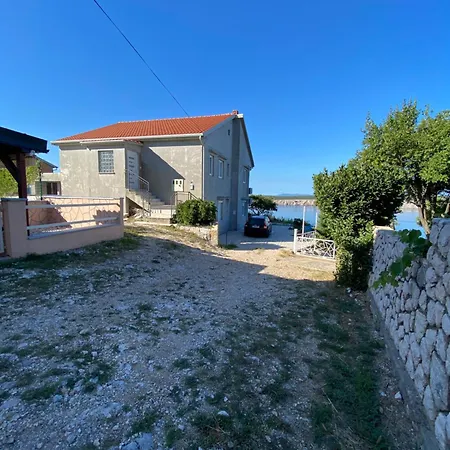 Rosmarin Sea View Garden Side Apartment Jadranovo