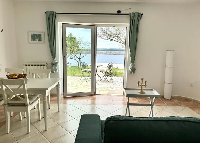 Rosmarin Sea View Garden Side Appartement