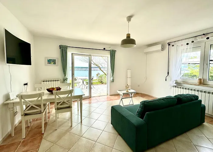 Rosmarin Sea View Garden Side Appartement *